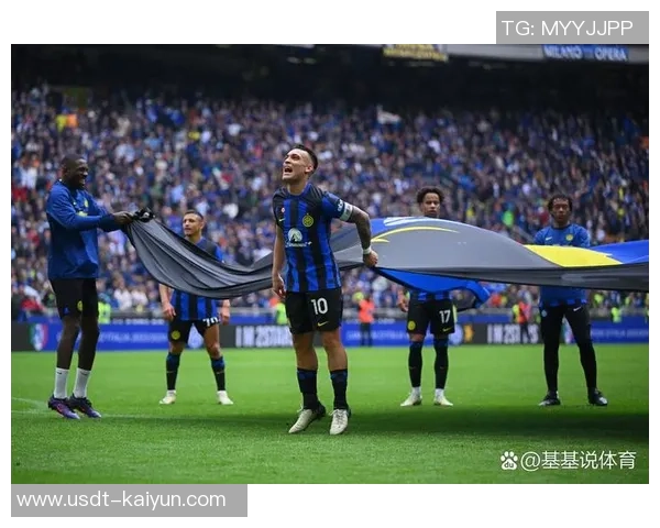 激烈对决与团队精神足球比赛的精彩瞬间与感悟